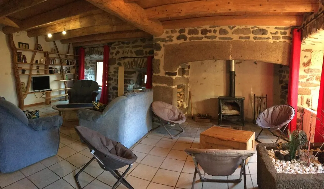 Hébergement de vacances maison Mouilhade Chaspuzac France